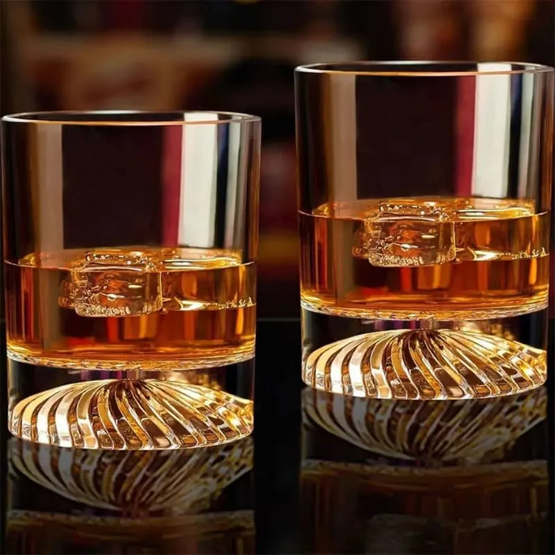 نیم-لیوان-بلور-زیره-بلند-کف-شیاردار-yujing